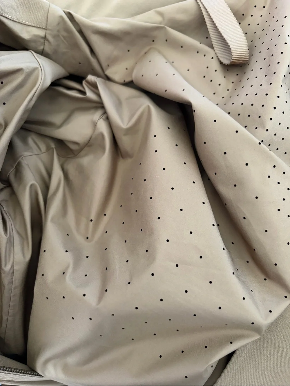 Lululemon City Stroll Coat in Frontier Size 6 Neutral Outdoor Sporty Travel